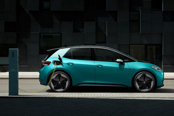 Test av eldriven bakhjulsdriven halvkombi Volkswagen ID.3