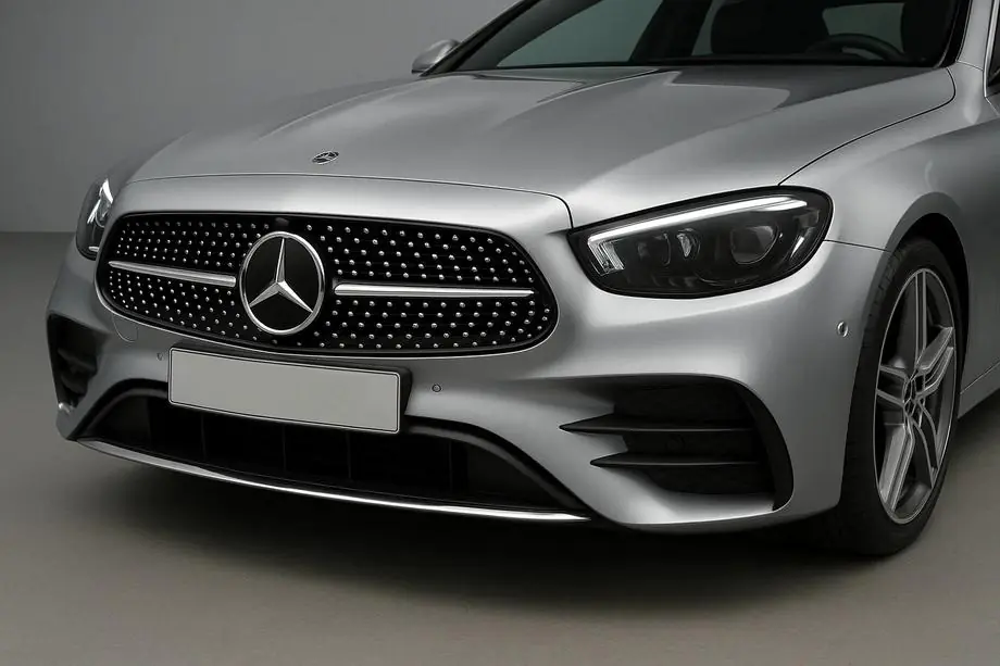Mercedes E-klass W213 2016–2023 Frontgrill Diamond Silver (AMG Line, 2020+) Image