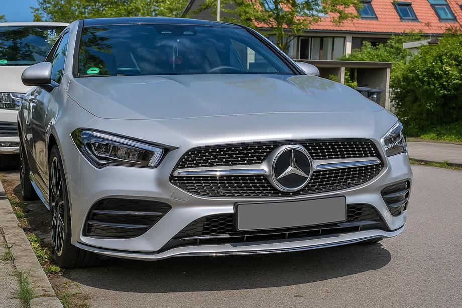 Mercedes CLA C118 2019– Frontgrill Diamond Silver (för 2019-2022) Image