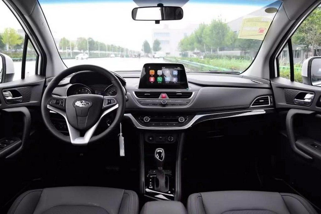 Test av den kompakta crossovern JAC S3