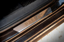 Volkswagen Passat B7 2012–2015 Instegslister Carmos V1 (4 st, rostfritt stål) foto 3