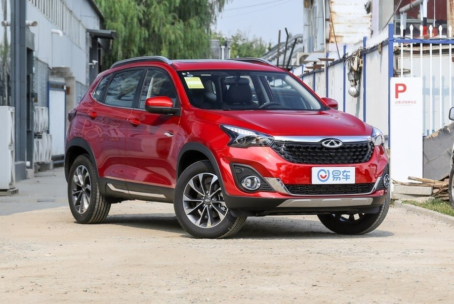 Test av den kompakta crossovern Chery Tiggo 7 FLY