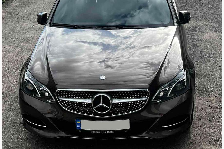 Mercedes E-class W212 2009–2016 Frontgrill Diamond Silver (för Avantgarde och AMG-Line, 2013-2016) Foto 7