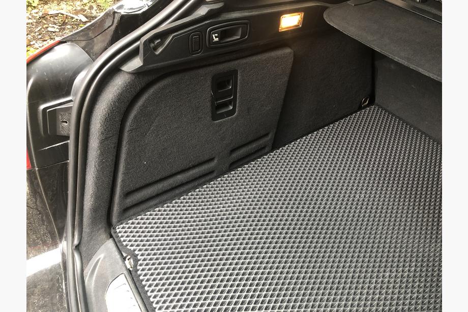 Renault Laguna 2007–2015 Bagagerumsmatta (EVA, svart) SW Foto 4