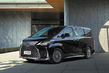 Test av premium-minivanen Lexus LM foto 2
