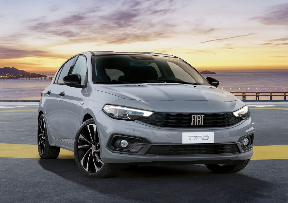 Uppdaterad femdörrars halvkombi Fiat Tipo Hatchback