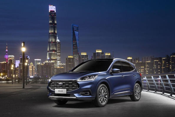 Test av fjärde generationens crossover Ford Escape