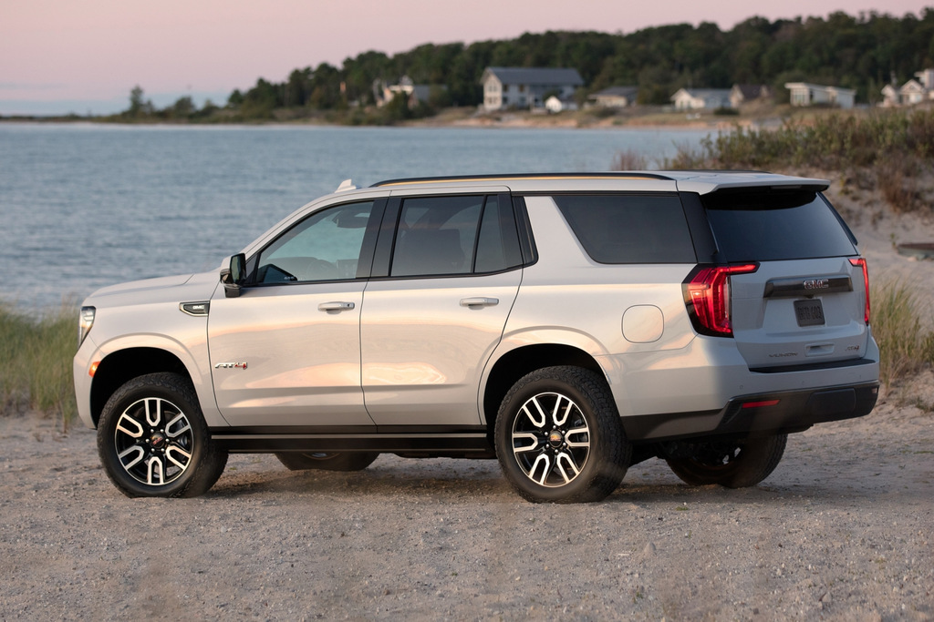 Test av den stora åttasitsiga SUV:en GMC Yukon