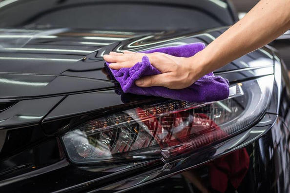 Så applicerar du vax korrekt på bilen