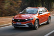 Test av offroadversionen av halvkombin Fiat Tipo Cross foto 2