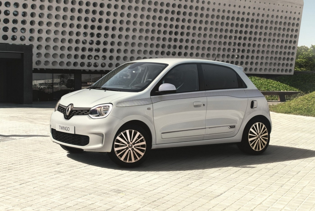 Recension av den uppdaterade kompakta halvkombin Renault Twingo