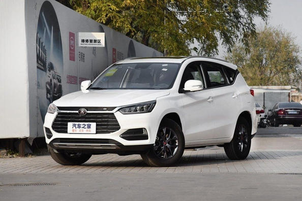 Test av crossovern BYD Song