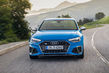Sportversion av sedanen Audi S4 foto 3