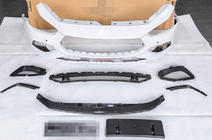 Maserati Quattroporte 2013–2023 Främre stötfångare med grill foto 2
