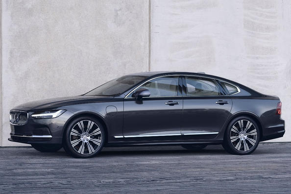 Faceliftade Volvo S90 sedan