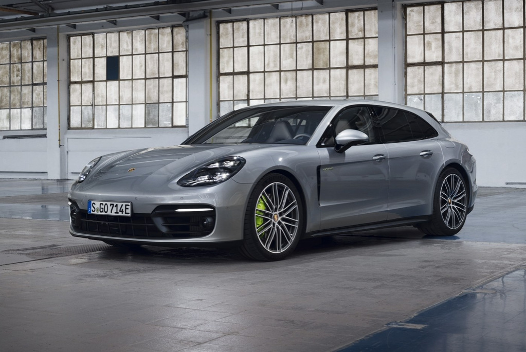 Test av fyrhjulsdrivna Porsche Panamera Sport Turismo