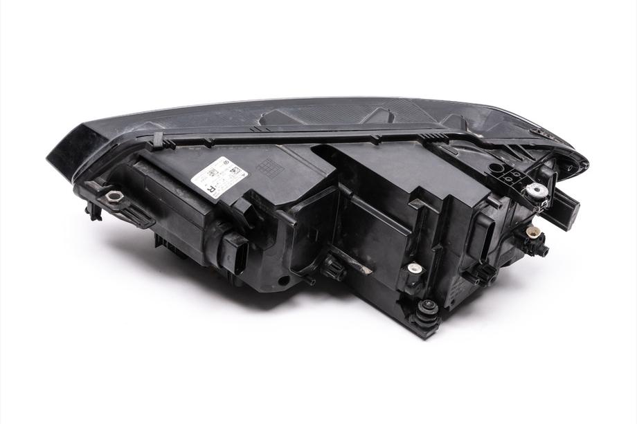 Volkswagen Touran 2015– Fram LED-strålkastare (höger, original, begagnad) Foto 3
