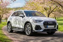 Audi Q3 2019–2025 Sidosteg Allmond Grey (2 st, aluminium) foto 1
