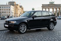 BMW X3 E83 2003–2010 Sidosteg Fullmond (2 st, aluminium) foto 1