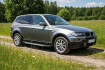 BMW X3 E83 2003–2010 Sidosteg RedLine (2 st, aluminium) foto 1