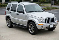 Jeep Cherokee/Liberty 2002–2007 Sidosteg Tayga Black (2 st, aluminium) foto 1