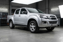 Isuzu D-Max 2011–2019 Sidosteg Bosphore Black (2 st, aluminium) foto 1
