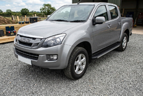 Isuzu D-Max 2011–2019 Sidosteg Maya V1 (2 st, aluminium) foto 1