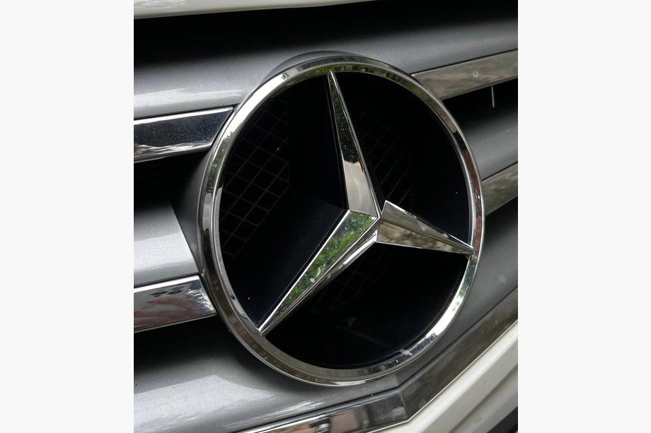 Mercedes B-class W245 2005–2011 Främre emblem (2008-2011) Image