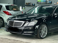 Mercedes E-class W212 2009–2016 Emblem med riktkors (med text) foto 2