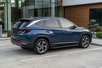 Hyundai Tucson NX4 2021– Sidosteg Bosphore Black (2 st, aluminium) foto 1