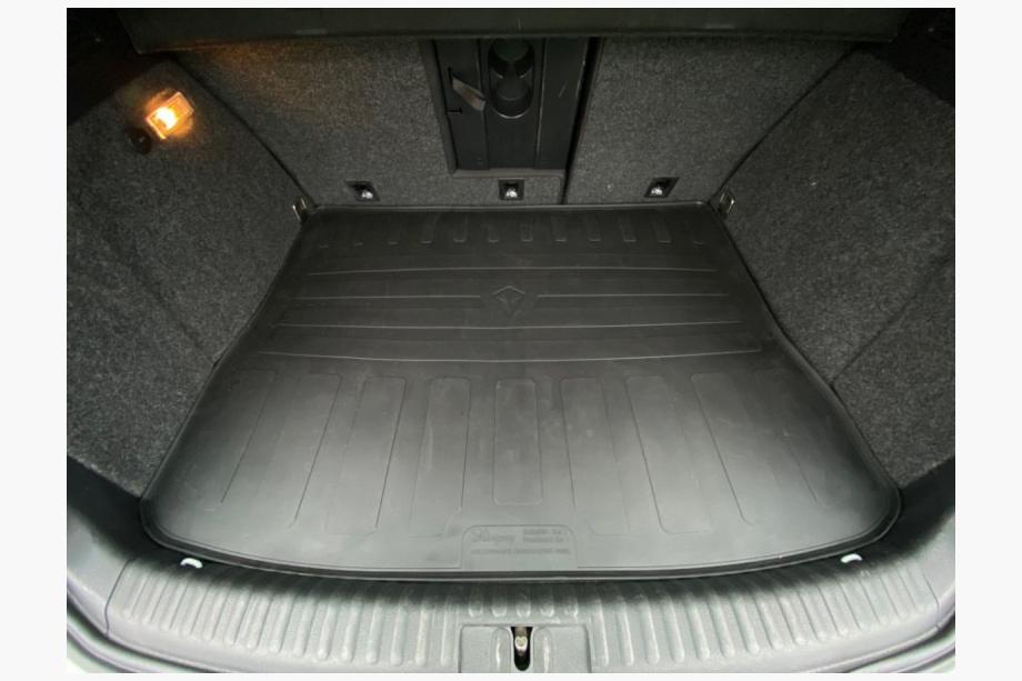 Volkswagen Tiguan 2007–2016 Gummimatta till bagageutrymmet (Stingray) Image