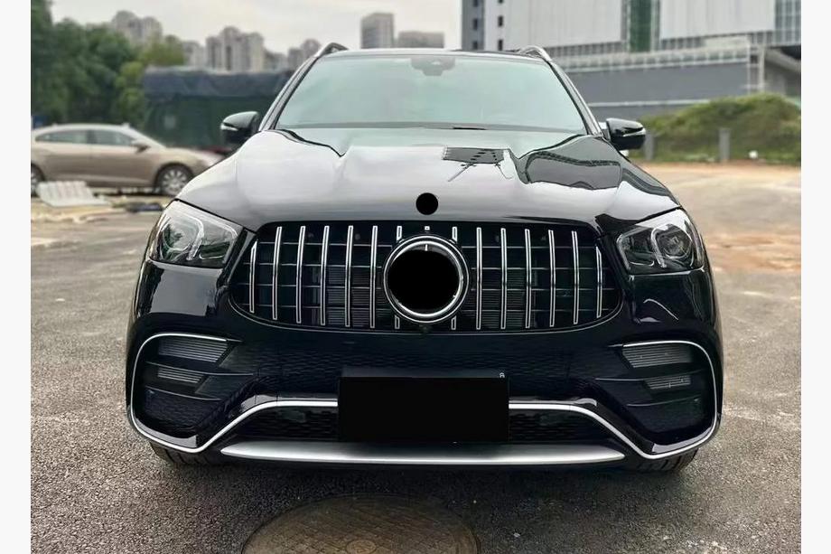 Mercedes GLE W167 2018– AMG GLE63 bodykit (med komplett bakre stötfångare) Image