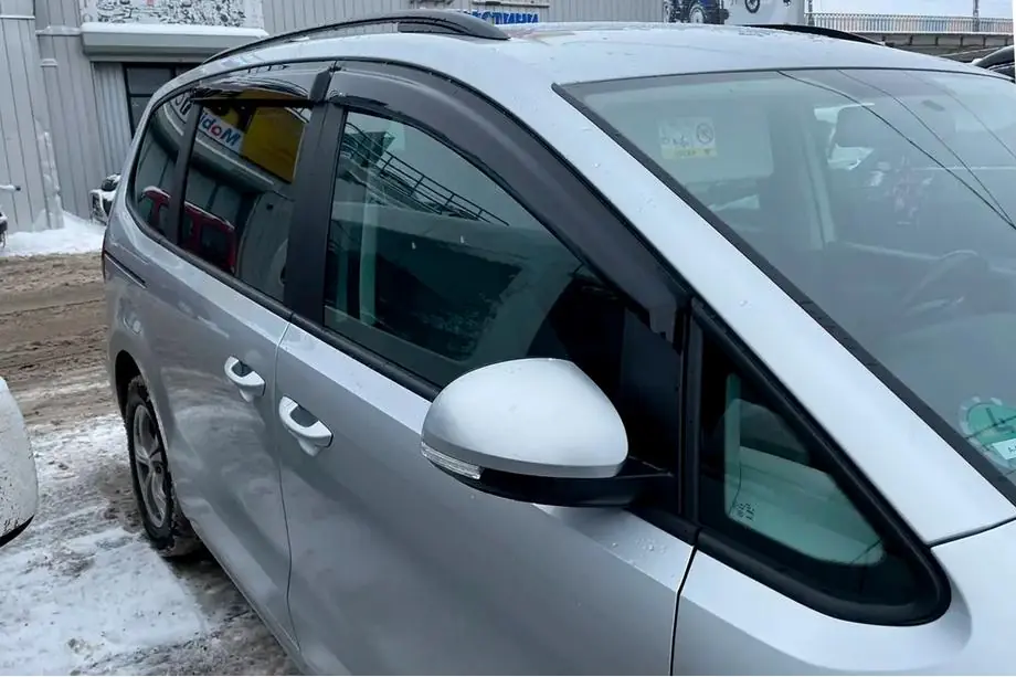 Seat Alhambra 2010– Vindavvisare för sidorutor (4 st, HIC) Image