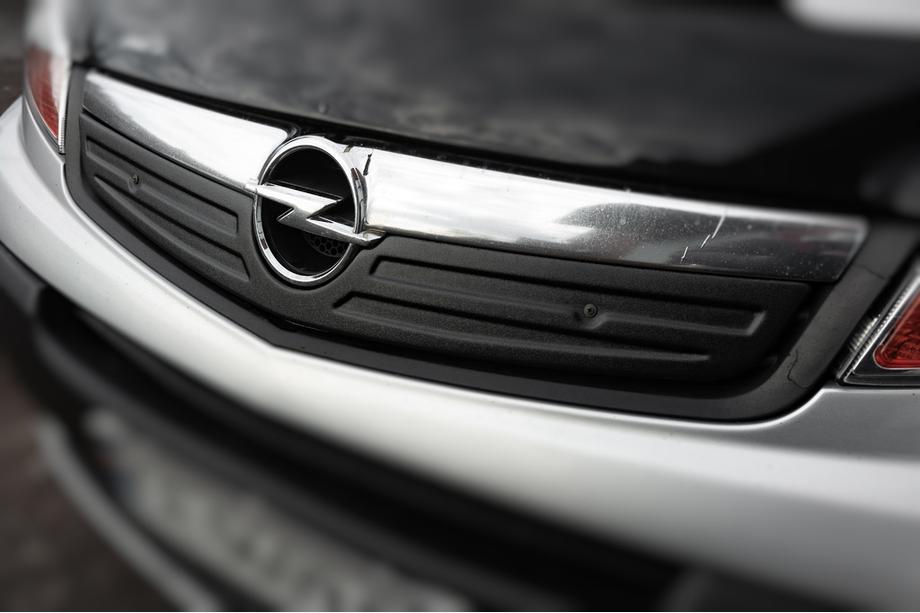 Opel Vivaro 2001–2015 Vintertäckning för grill 2007-2015 (V2, övre) Matt Image