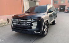 Toyota Land Cruiser 200 2007–2021 Restylingkit för LC 300 High-Line (V1) foto 3