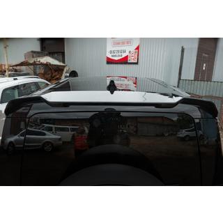 Spoiler V1 (svart) Land Rover Defender 2019– foto 2