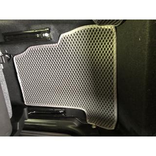 EVA bilmattor (svarta) Suzuki Jimny 2018– foto 1