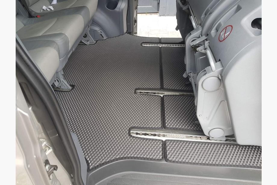Mercedes Vito W639 2004–2014 EVA V2 bilmattor (Endast avhämtning, komplett set för hela kupén, svarta) Foto 1