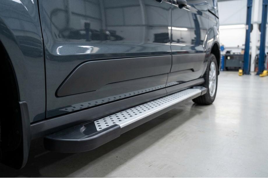 Volkswagen Caddy 2020– Sidosteg Allmond Grey (2 st, aluminium) Standardbas Foto 2