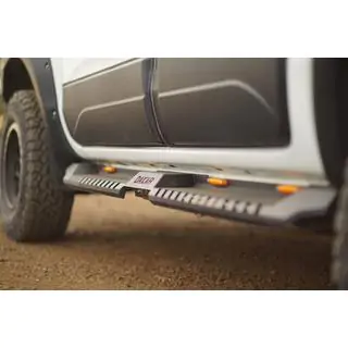 Sidosteg Dakar V2 med LED (2 st, metall) Toyota Hilux 2015– foto 1