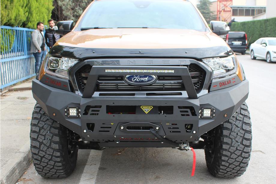 Ford Ranger 2011–2022 Främre stötfångare med hasplåt Dakar (2015-2022) Foto 1