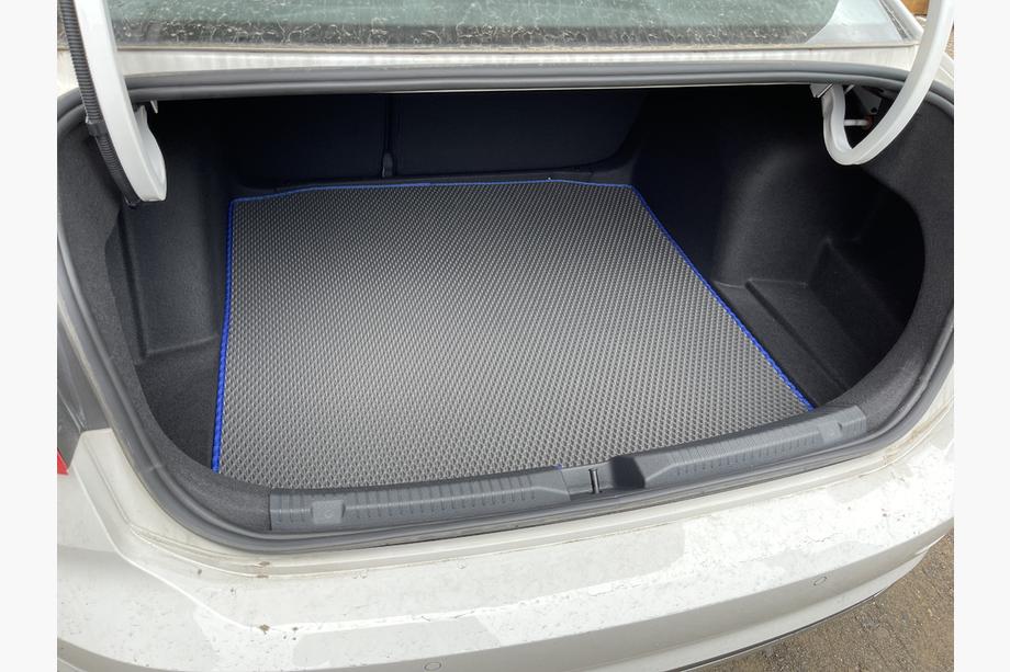 Volkswagen Lavida/e-Lavida 2019– Bagagerumsmatta (EVA, svart) Image