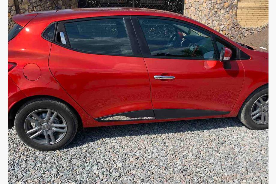 Renault Clio IV 2012–2019 Kromlister för bakdörrar Image