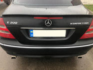 Mercedes E-klass W211 2002–2009 Bakre emblem foto 2