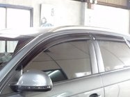 Audi Q3 2011–2019 Vindavvisare för sidorutor (4 st, HIC) foto 3
