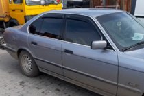 BMW 7-serien E38 1994–2001 Vindavvisare Long (4 st, HIC) foto 1