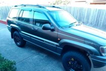 Jeep Grand Cherokee WJ 1999–2004 Vindavvisare för sidorutor (4 st, HIC) foto 8