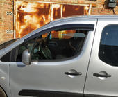 Citroen Berlingo 2008–2018 Vindavvisare för sidorutor (2 st, Sunplex Sport) foto 2