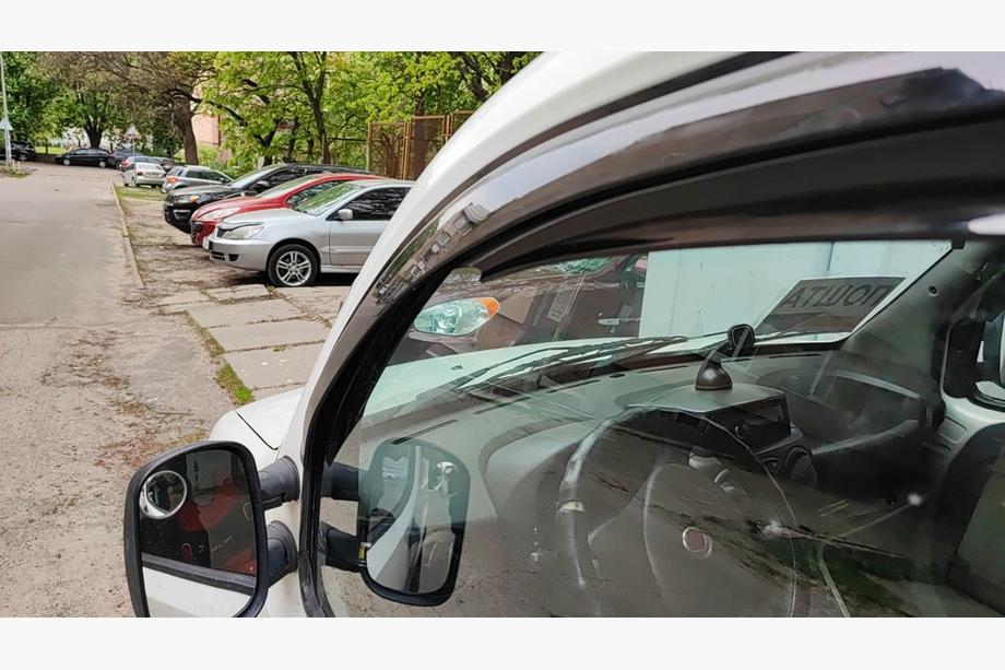 Fiat Doblo I 2001–2005 Vindavvisare för sidorutor (2 st, Sunplex Sport) Foto 3