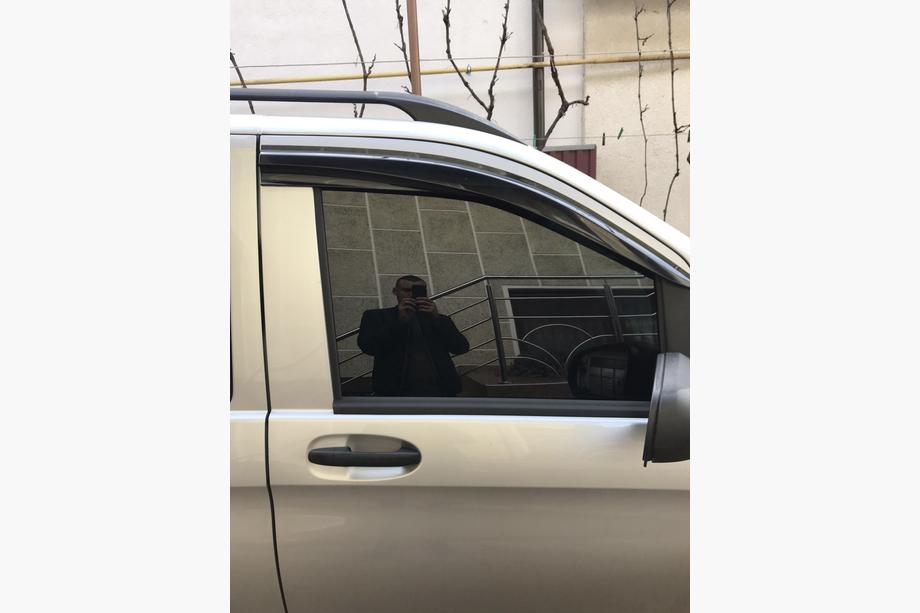 Mercedes Vito/V-klass W447 2014– Vindavvisare för sidorutor (2 st, Sunplex Sport) Image